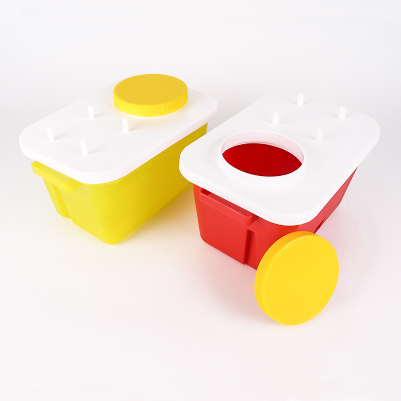 Sharp Containers Red